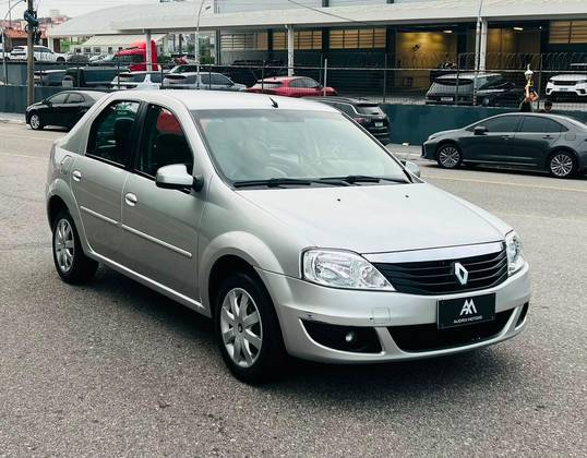 RENAULT LOGAN 1.6 EXPRESSION 8V FLEX 4P MANUAL RENAULT LOGAN 1.6 EXPRESSION 8V FLEX 4P MANUAL